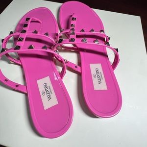 Rockstud Jelly Sandal
VALENTINO GARAVANI